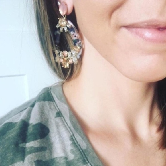 Stella & Dot | Pastel Jeweled Versatile [V] Dew Drop Statement-to-Stud E… - Picture 9 of 12